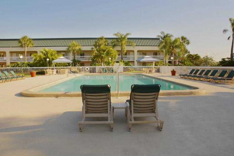 Surestay Plus Hotel By Best Western Clearwater Central Eksteriør billede